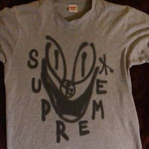 Supreme tee